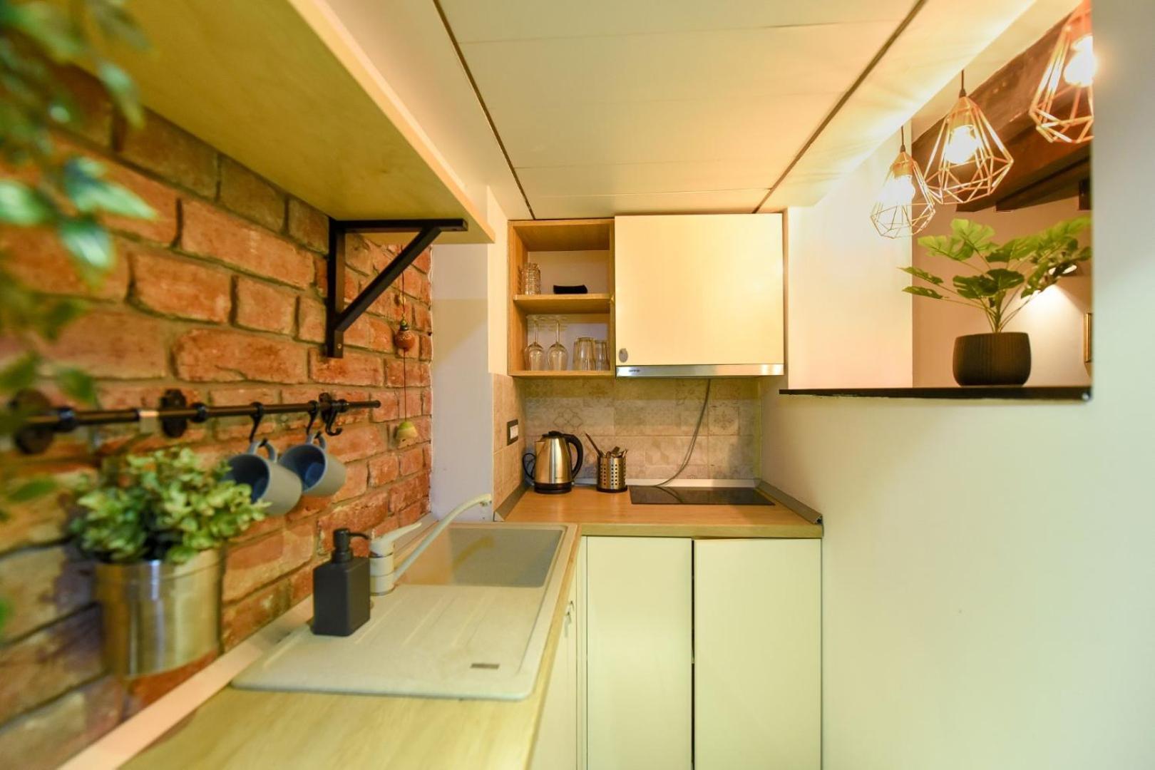 Central Comfort - Duplex-Style Studios On Regina Elisabeta Bucharest Room photo